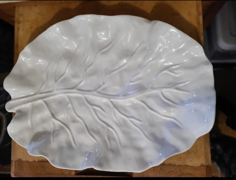 Plato de hojas grandes Beatriz Ball Foto 1 de 2