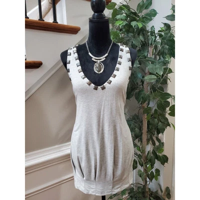 LaRok Women's Gray Solid Modal V Neck Sleeveless Casual Top Shirt Size Medium - Image 1 of 4