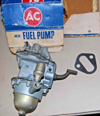 NOS AC GM 1952 BUICK 70 320 DOBLE ACCIÓN PARA LIMPIAPARABRISAS BOMBA DE COMBUSTIBLE 9762 Foto 1 de 4