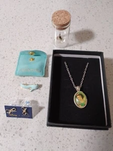 Disney Princess collection. 14ct gold plated Disney earrings Snow globe. Snow... - Picture 1 of 9