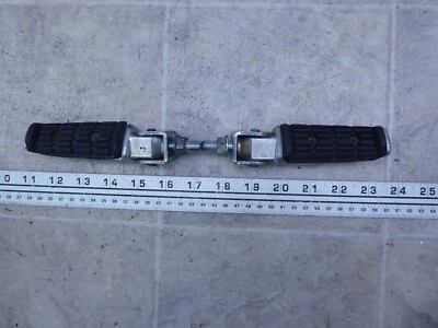 1987 Yamaha FJ1200 Y280-2) left and right rear foot pegs set - Image 1 of 4
