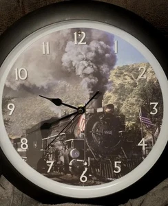 Locomotiva Vintage Leggende Motore a Vapore Treno Orologio da Parete Motore a Vapore Suoni - Foto 1 di 4