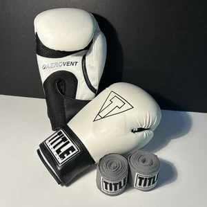 NEW TITLE Boxing Vegan Bag Gloves - 14oz. - Hand Wraps Included - Picture 1 of 3