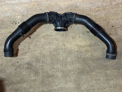 Volkswagen Touareg 2004 2007 motor 4,2 L filtro de aire conductos de admisión probado vin Foto 1 de 4