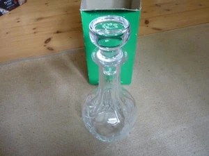 8" Tall French 24% Lead Crystal Glass Decanter & Stopper -La Belle Vie - Picture 1 of 3