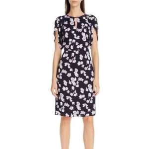 Lewit Nachtkleid Dorata mit Blumenmuster und kurzen Ärmeln aus Seide Blau Lila Weiß Gr. 4 - Bild 1 von 6