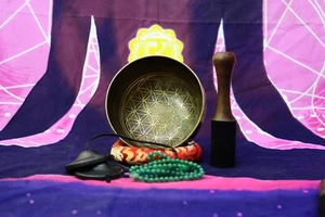 7 inches Flower of life craved singing bowl- Tibetan Healing singing bowl chakra - Picture 1 of 8