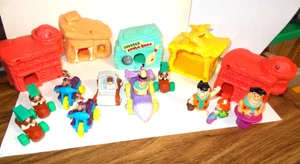 15 KONVOLUT FEUERSTEINE ARTIKEL (MEIST MCDONALD'S) WAS SIE SEHEN IST WAS SIE BEKOMMEN - Bild 1 von 3