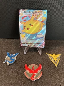 Flying Pikachu VMAX 007/025 Celebrazioni Holo - Foto 1 di 2