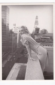 Marilyn MONROE carte postale n° 549 - Photo 1/1