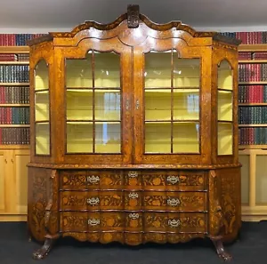 SELTENE, AUSSERGEWÖHNLICHE HOLLÄNDISCHE VITRINE MIT BLUMENINTARSIEN 18. JAHRHUNDERT - Bild 1 von 24