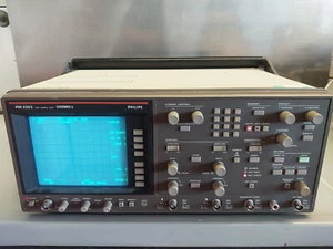 Osciloscopio Phillips PM 3323/41 2 canales 300 MHz, 500 MS/s - Imagen 1 de 3