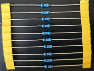 Resistencias axiales de precisión de película metálica 10 piezas 10,7 k ohmios 1/4 W 1 % ~~ NUEVO ~~ - Imagen 1 de 1