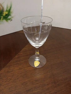 Tiffin Franciscan Mona #17551 Wine Glass 5" Tall 5 oz. Excellent - Picture 1 of 5