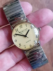 Retro Newton Ladies Quartz Watch Working New Battery Fitted - Picture 1 of 6
