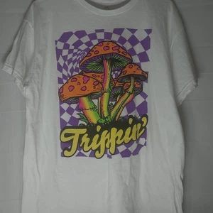 Psychedelic Mushroom Shirt " Trippin" White Pre-owned Size L - Picture 1 of 5