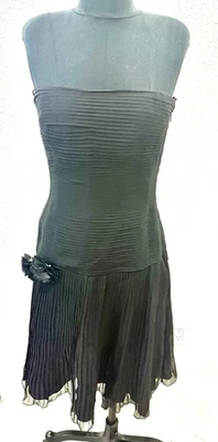 Oscar de la renta strapless  bandeau black silk pleated  dress dress 8 - Image 1 of 4