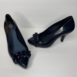 Melissa marineblaue hochhackige Kunststoff Gummi Schuhe mit Kettendetail Größe US 6 - Bild 1 von 11