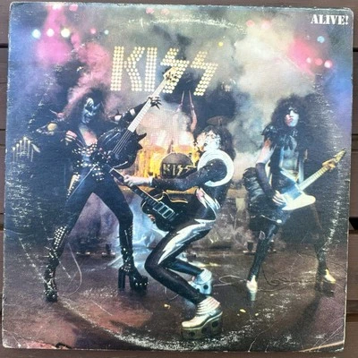 Kiss Alive 1975 2LP Vinyl NBLP 7020 Casablanca VG+ Tested !!! - Image 1 of 4