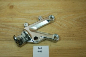 Aprilia RSV1000R Mille 06-10 Halter Fußraste vorne rechts 246-033 - Picture 1 of 1