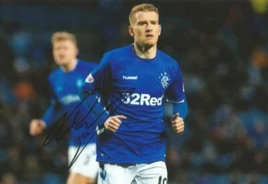 RANGERS: STEVEN DAVIS SIGNED 6x4 ACTION PHOTO + COA - Bild 1 von 1
