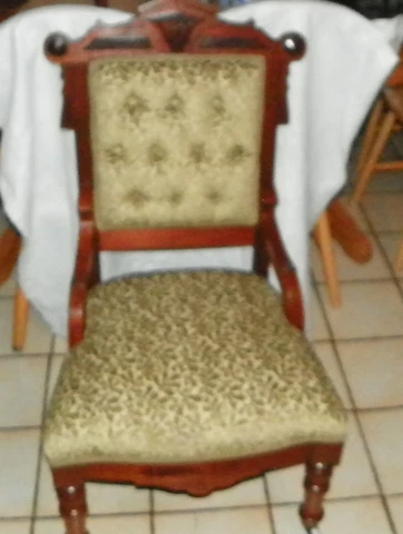 Walnut Carved Renaissance Revival Sidechair / Parlor Chair  (SC168) Cover