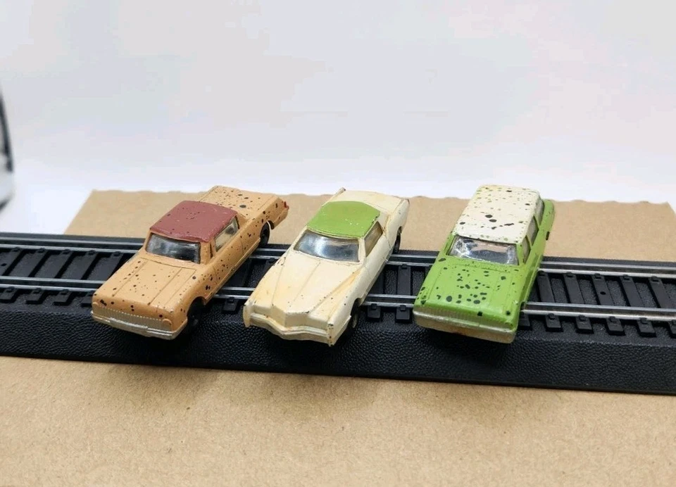 Lote De 3 Automóviles De Colección Bachmann Ho Ford Station Wagon Cadillac Eldorado Foto 1 de 4