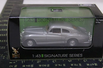 1:43 Die Cast 1954 Bentley R-Type Franay by Yat Ming Signature Series #43212 NEW - Image 1 of 3