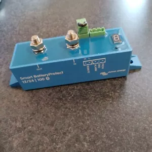 Victron Energy Smart BatteryProtect 100amp 12v or 24v | BPR110022000 - Picture 1 of 3