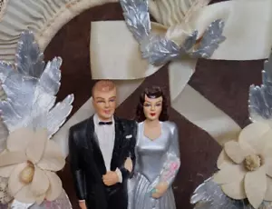 VTG WEDDING CAKE TOPPER, COAST BRIDE & GROOM 1940s Lace Heart 25th Anniversary - Picture 1 of 16