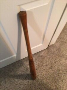 Vintage Hillerich & Bradsby Knobless Baseball Bat Louisville Slugger 33 Inches