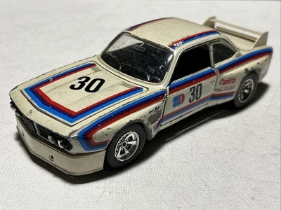 Burago 0110 BMW 3.0 CS  Scala 1/24 Vintage  - Immagine 1 di 4