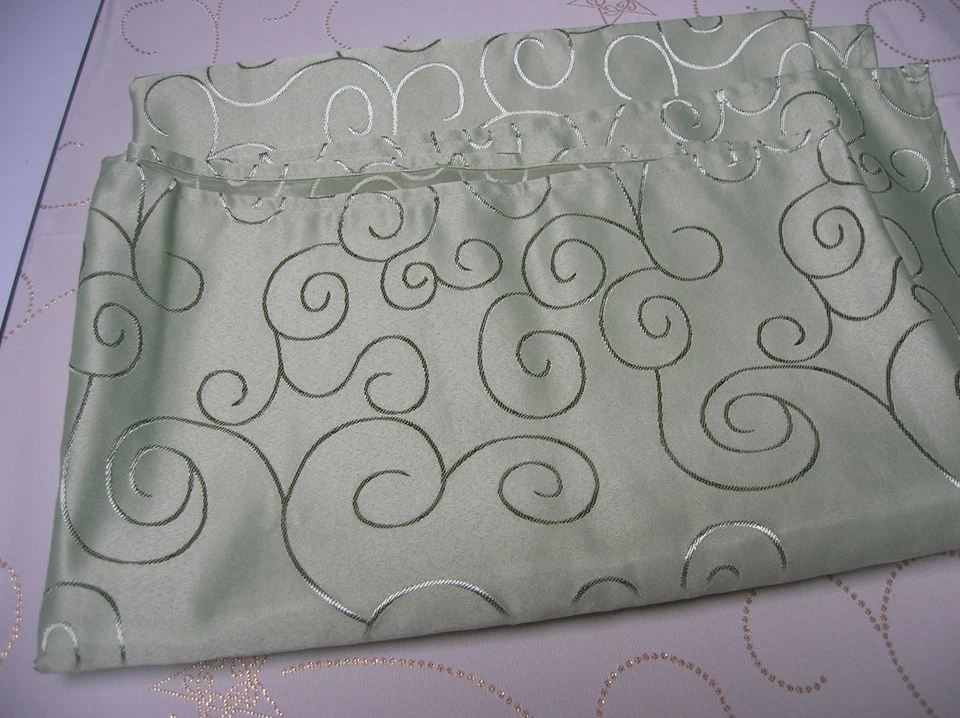 Tischdecke hellgrün - Bild 1 von 1