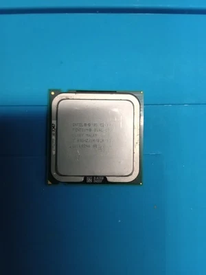CPU PROCESSORE INTEL PENTIUM D DUAL CORE E2180 2.0GHZ SOCKET 775 1MB 800 SL6BY - Immagine 1 di 2