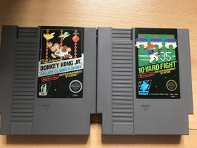 LOT DE 2 JEUX NINTENDO NES DONKEY KONG JR + 10 YARD FIGHT format CAN en loose.
