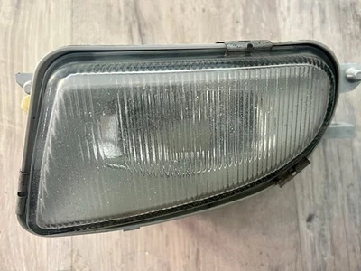 Faro antiniebla izquierdo pasajero 98-04 mercedes w208 w210 e320 clk320 oem Foto 1 de 4