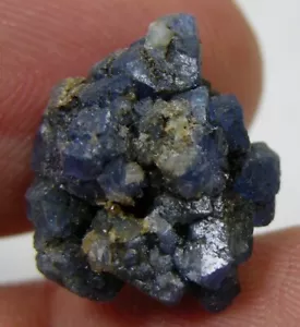 12,35ct Vietnam 100% Natural Rare Raw Blue Spinell Crystal Specimen 16mm 2,45g - Bild 1 von 5