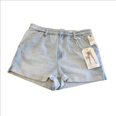 NWT Women's Junior's RE Generation by Celebrity Pink Mom Denim Shorts Size 11 - Image 1 of 4