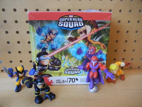 Marvel Super Hero Squad X-MEN JIGSAW PUZZLE Gift Set 4 Matching FIGURES + POSTER Cover