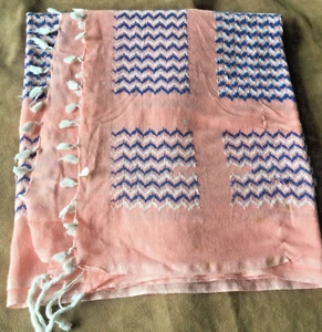 Arab Palestinian Keffiyeh/Shemagh Head Cover) (without Aqal) Pink /blue & white - Picture 1 of 4