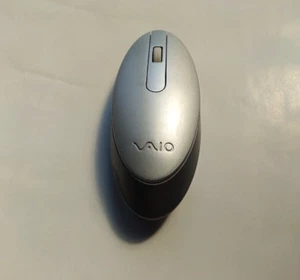 Original Sony Vaio Bluetooth Laser Wireless Mouse VGP-BMS33 gebraucht aus Japan - Bild 1 von 3