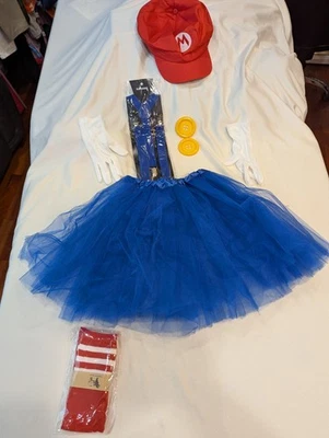 Women's Mario Medium Costume Mario World, Luigi, Halloween Cosplay Hat - Photo 1/4