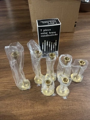 "Juego de 7 candelabros cónicos graduados vintage de latón macizo de 3-9""" Foto 1 de 4