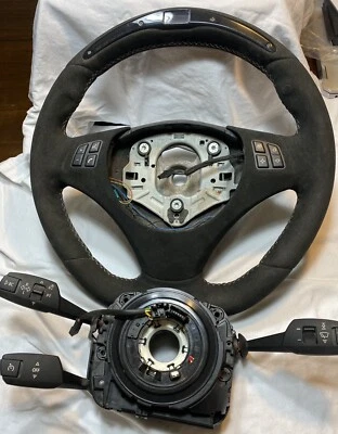 2008 BMW M3 STEERING WHEEL AND STEERING COLUM MULTI SWITCH  32 30 2 165 395 - Image 1 of 4