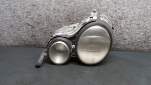 #1Y105028 Mercedes W210 Frontscheinwerfer Scheinwerfer Links Komplet 1995-1999 - Picture 1 of 7