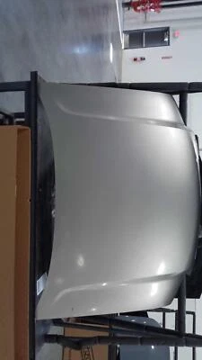 Capucha usada para: GMC Envoy 2002 grado A Foto 1 de 2