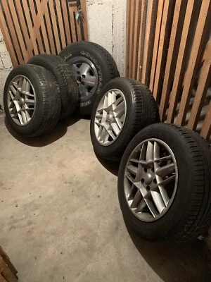 Jeep Wrangler Sommer AluRäder mit Ersatzrad - Bild 1 von 4