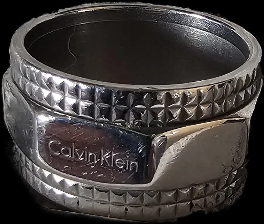 Anillo único de Calvin Klein Foto 1 de 4
