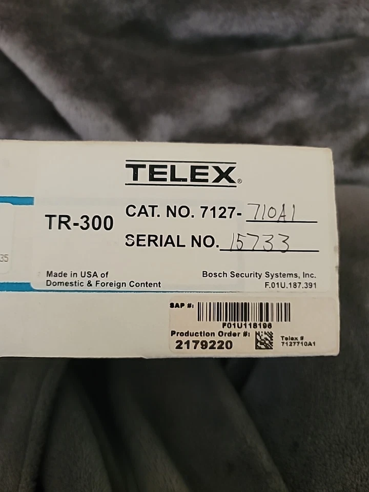 Telex TR-300 RadioCom VHF Wireless Radio System Beltpack VHF Trasceiver - Image 1 of 4