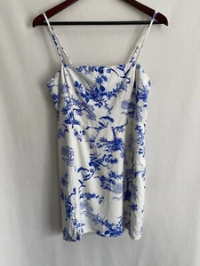 En Creme Floral Short Dress M Spaghetti Straps Blue White - Picture 1 of 12